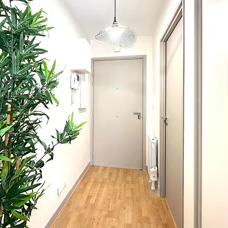 Apartment With Terrace In Porte De Versailles Paris